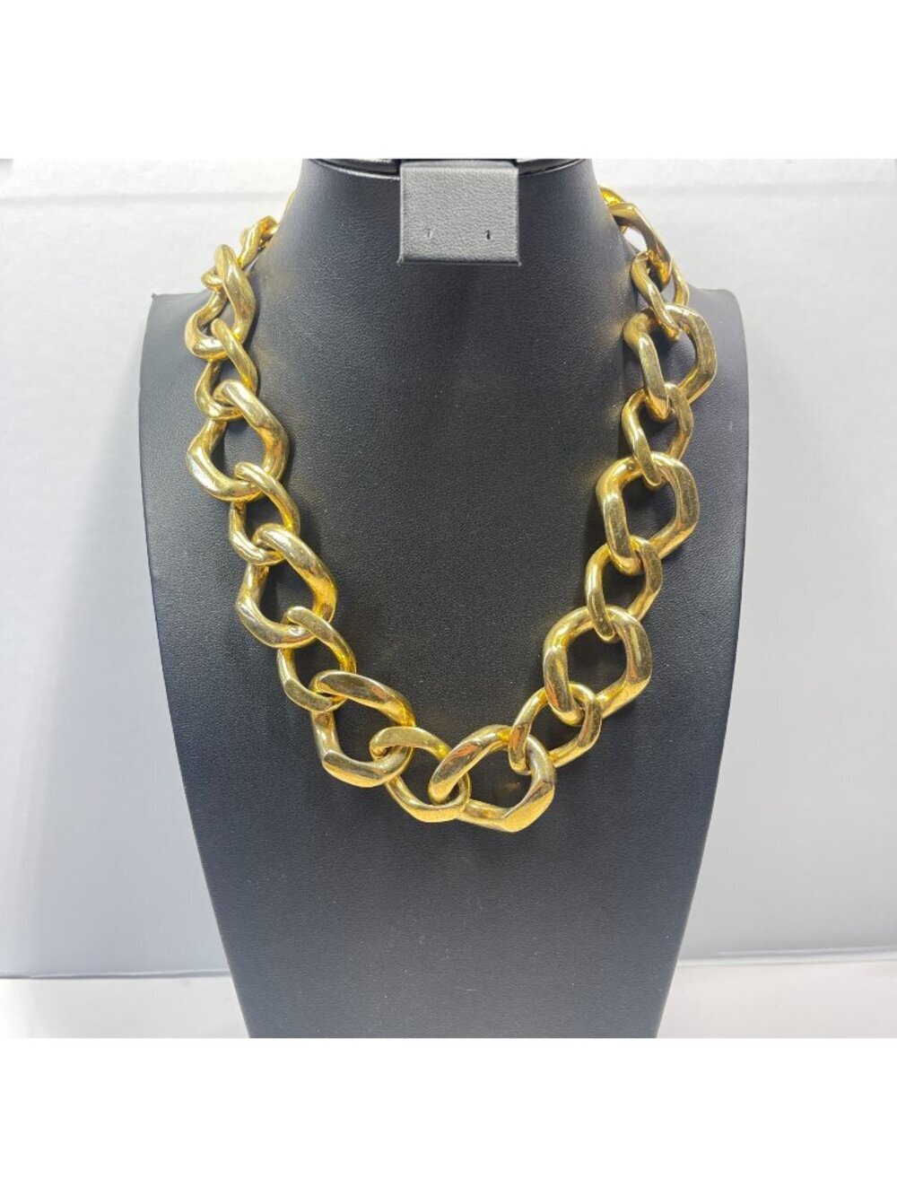 Vintage Chunky Gold-Tone Chain Link Necklace With Toggle Clasp 18 Inches Long